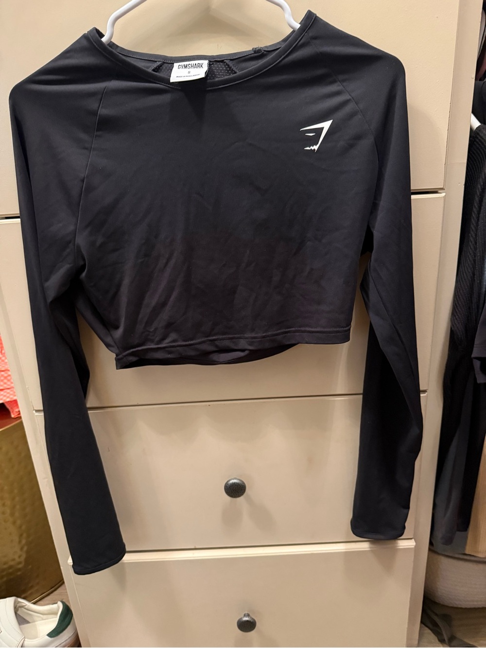 Gymshark Black Long-Sleeve Cropped Performance Top
